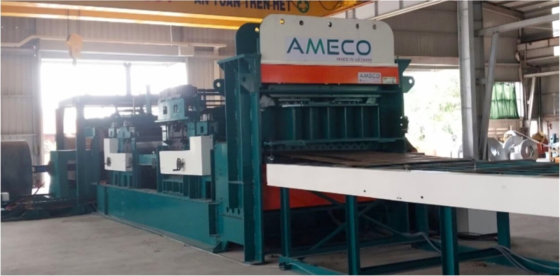 Máy gia công kim loại tấm trong năm 2025